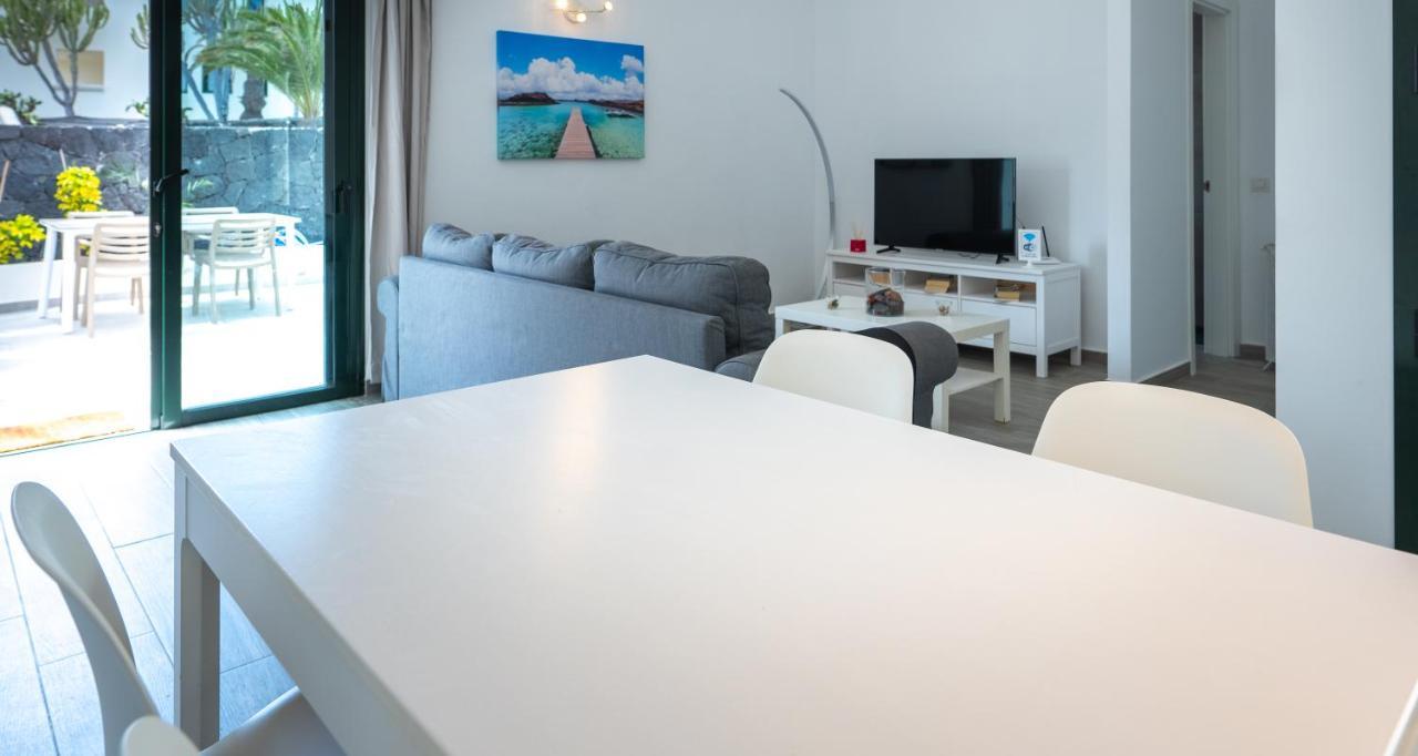 Casa a primera linea de mar Costa Teguise Esterno foto