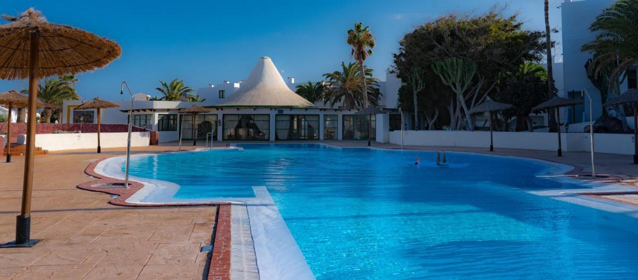 Casa a primera linea de mar Costa Teguise Esterno foto