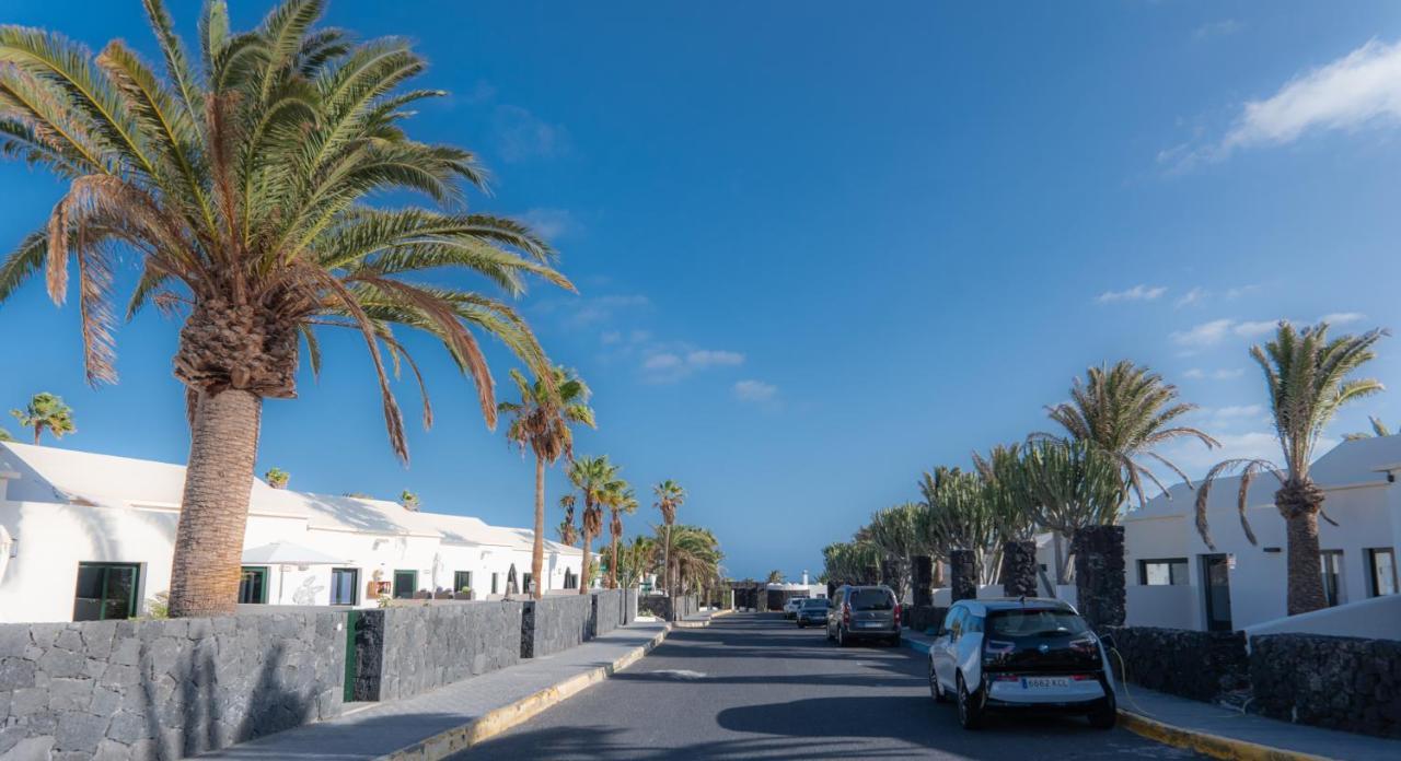 Casa a primera linea de mar Costa Teguise Esterno foto