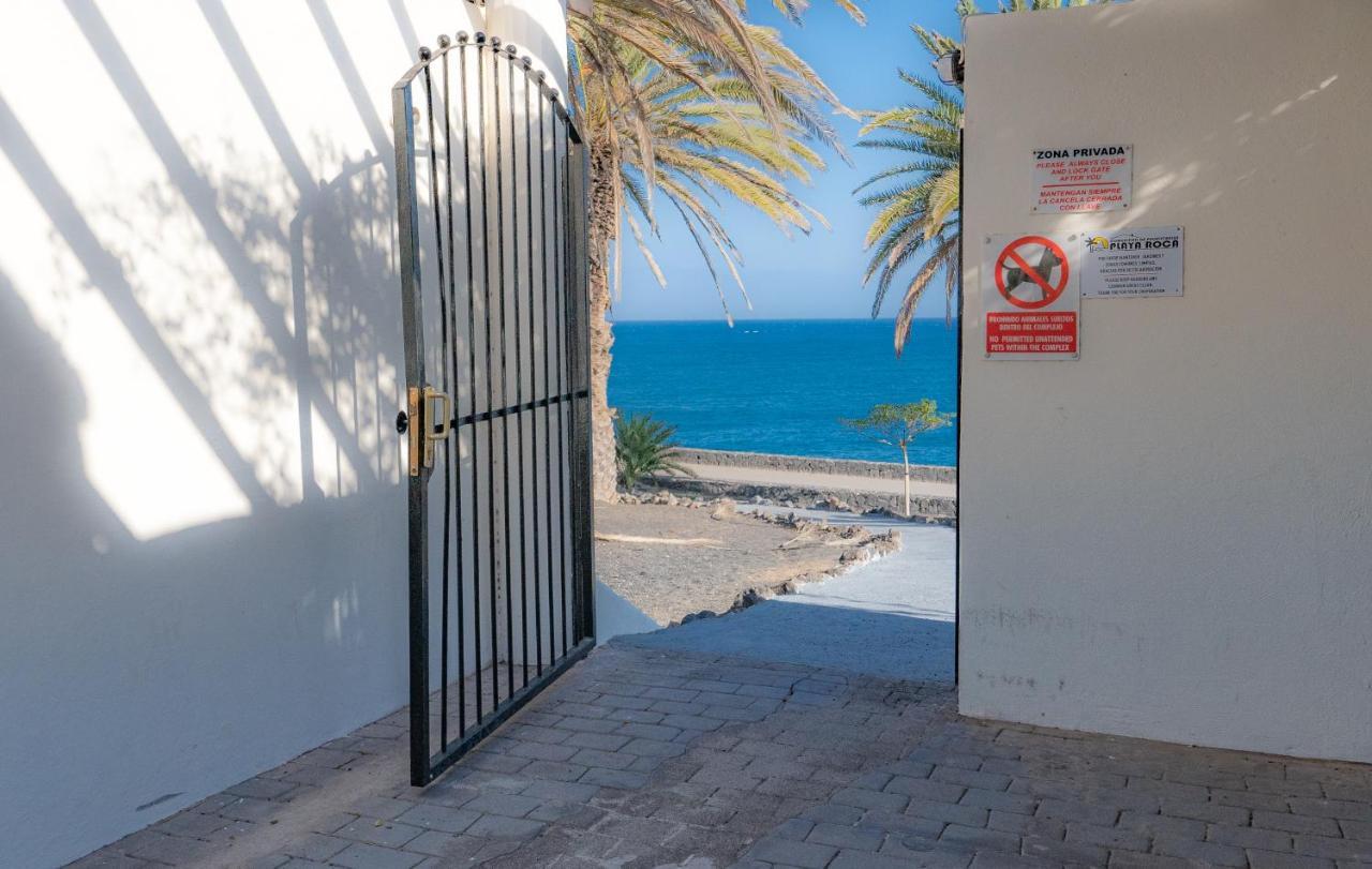 Casa a primera linea de mar Costa Teguise Esterno foto