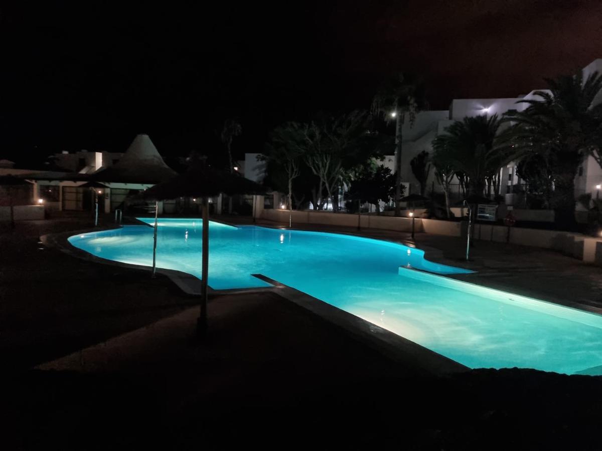 Casa a primera linea de mar Costa Teguise Esterno foto
